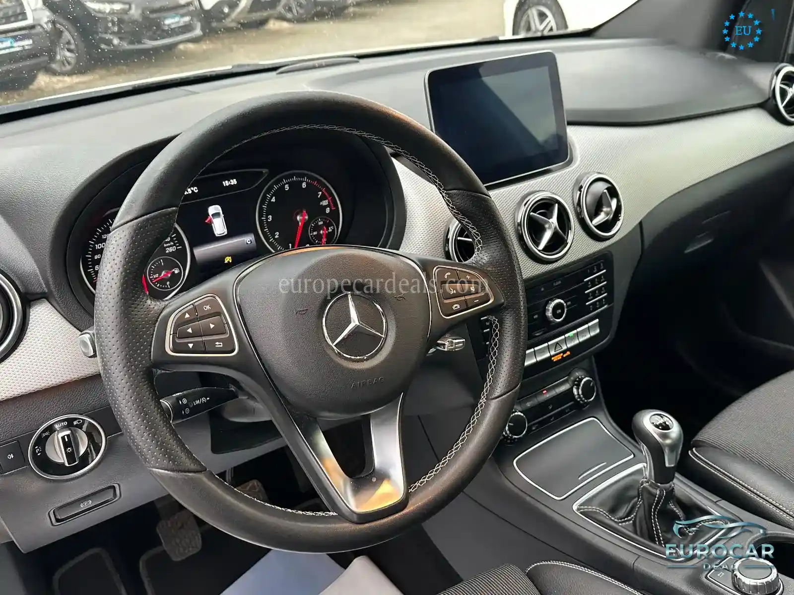 Mercedes-Benz B 180