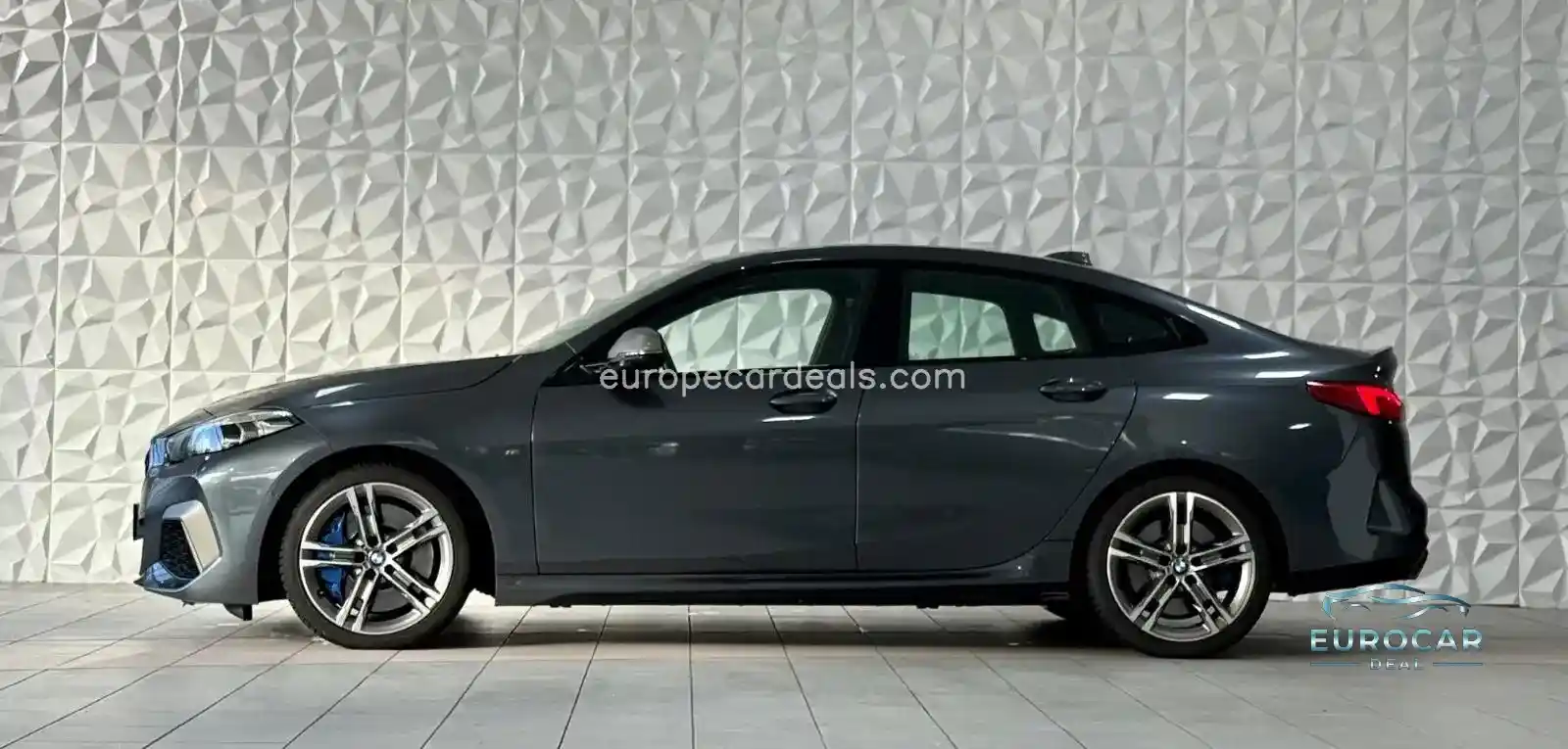 BMW M235