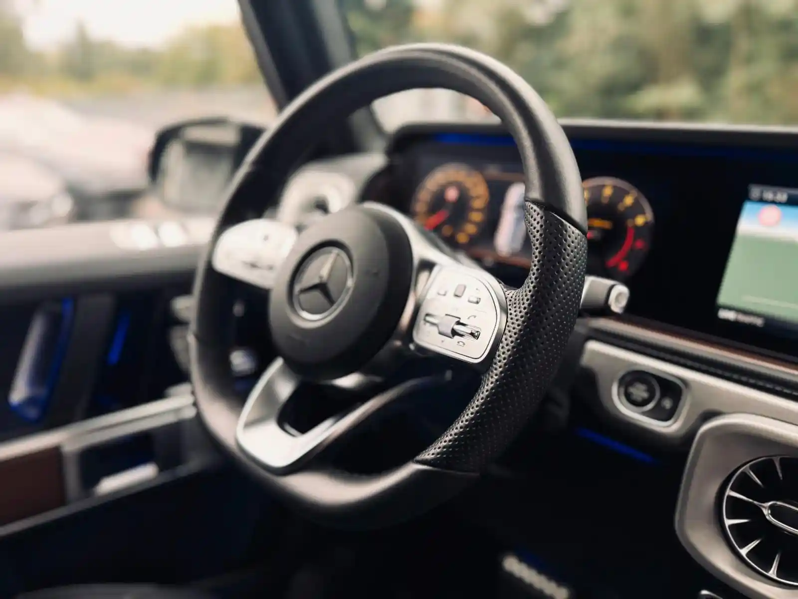 Mercedes-Benz G 500