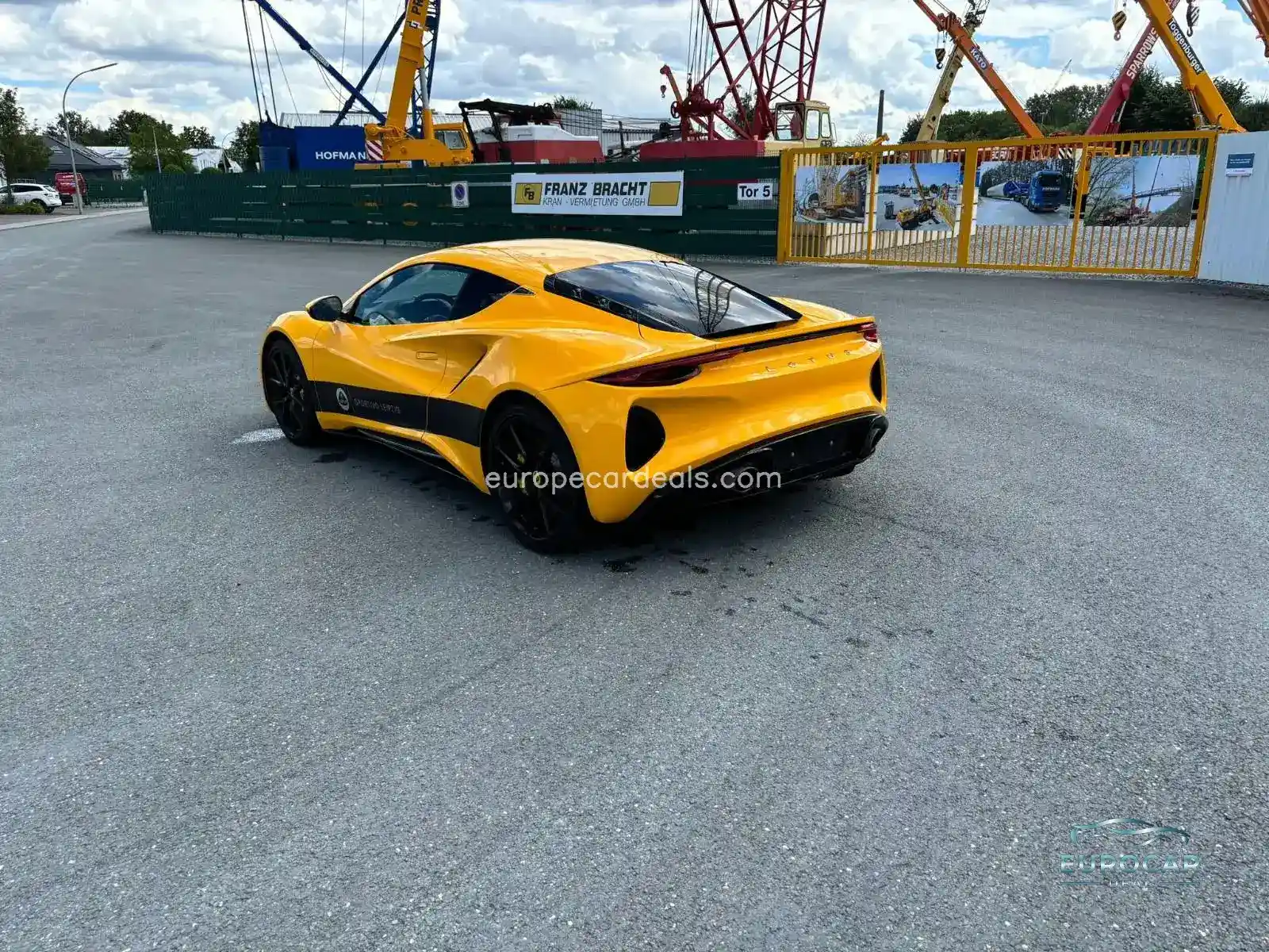 Lotus Emira