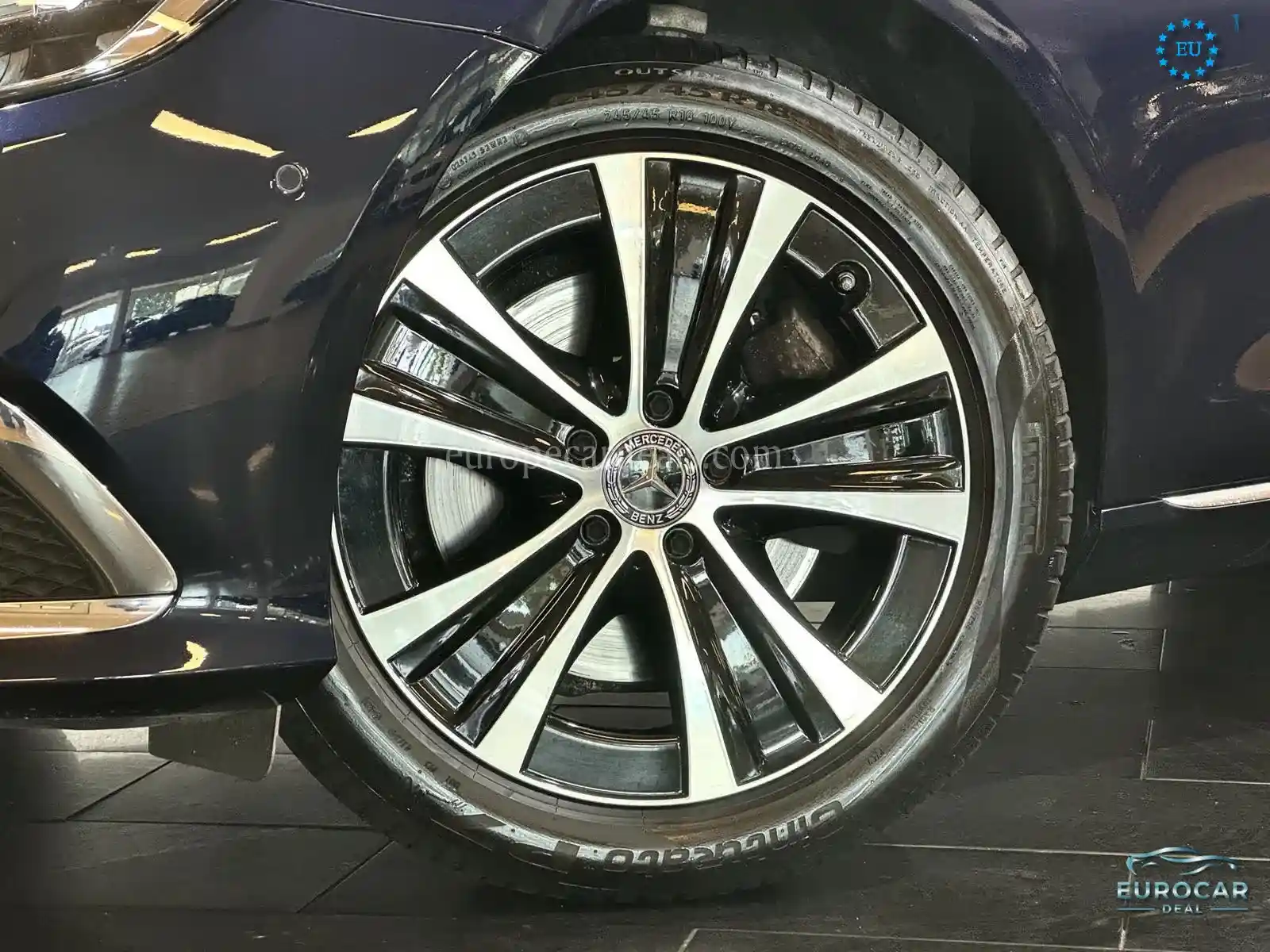Mercedes-Benz E 220