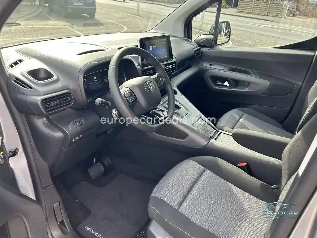 Toyota Proace City