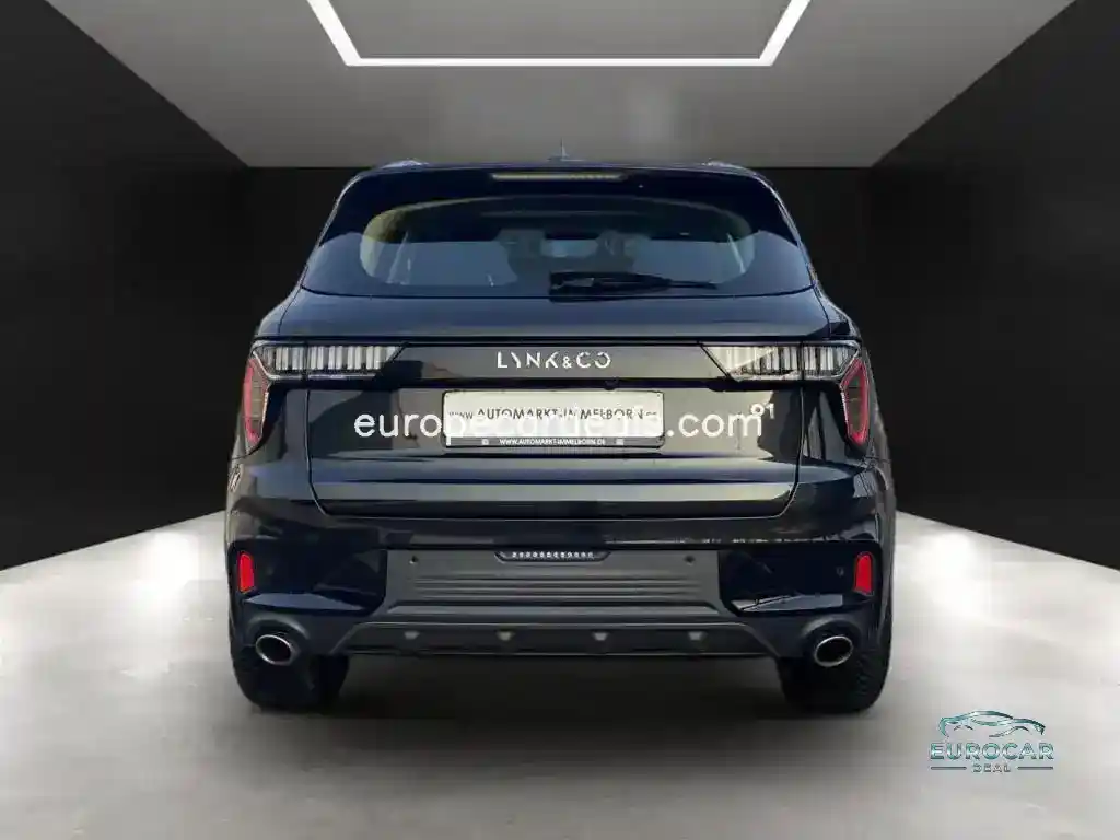 Lynk&Co 01