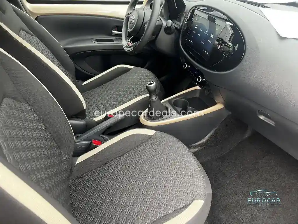 Toyota Aygo (X)
