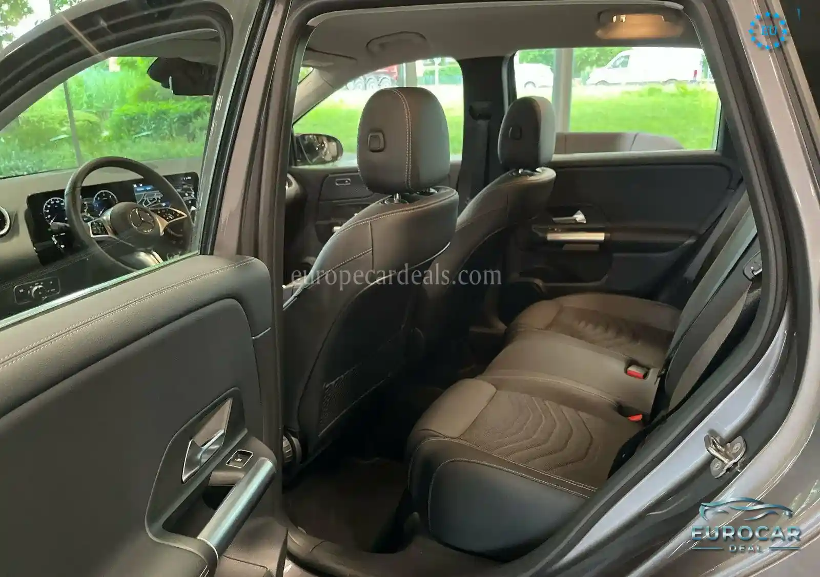 Mercedes-Benz B 220