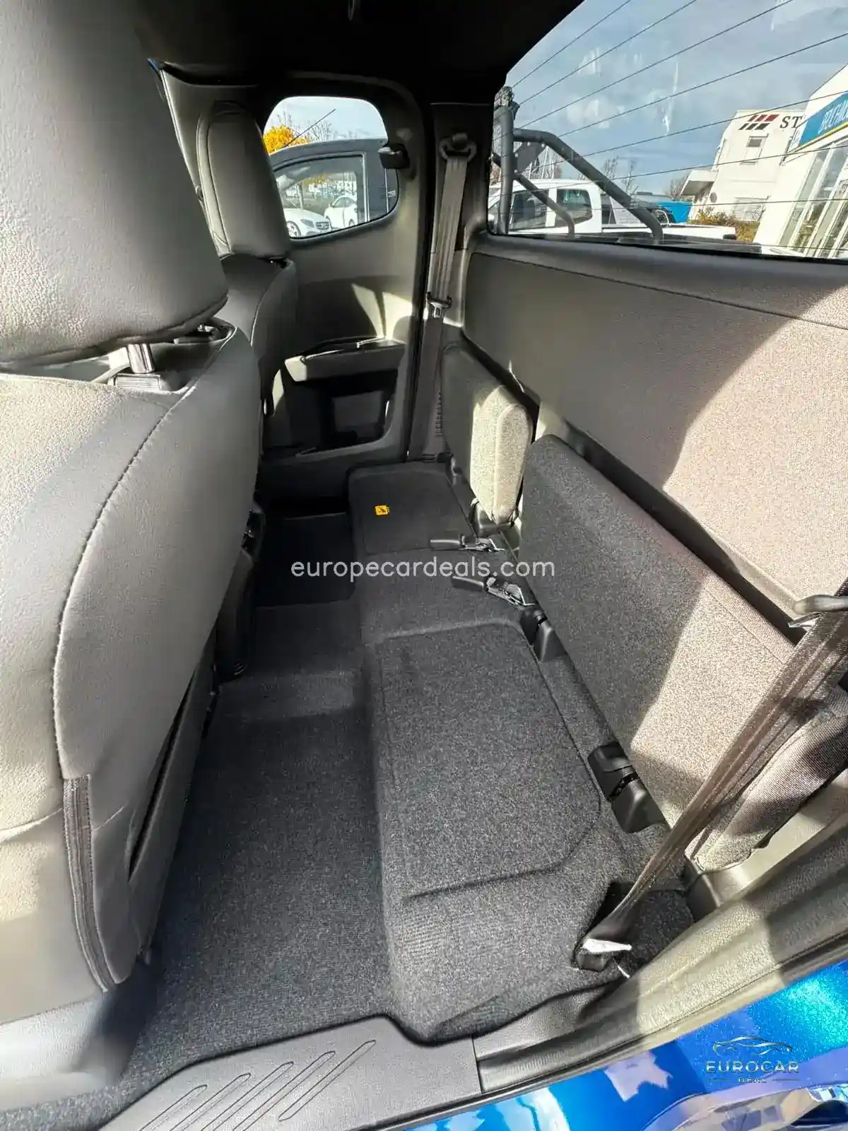 V-Cross Space Cab AT Rough Terrain Mode