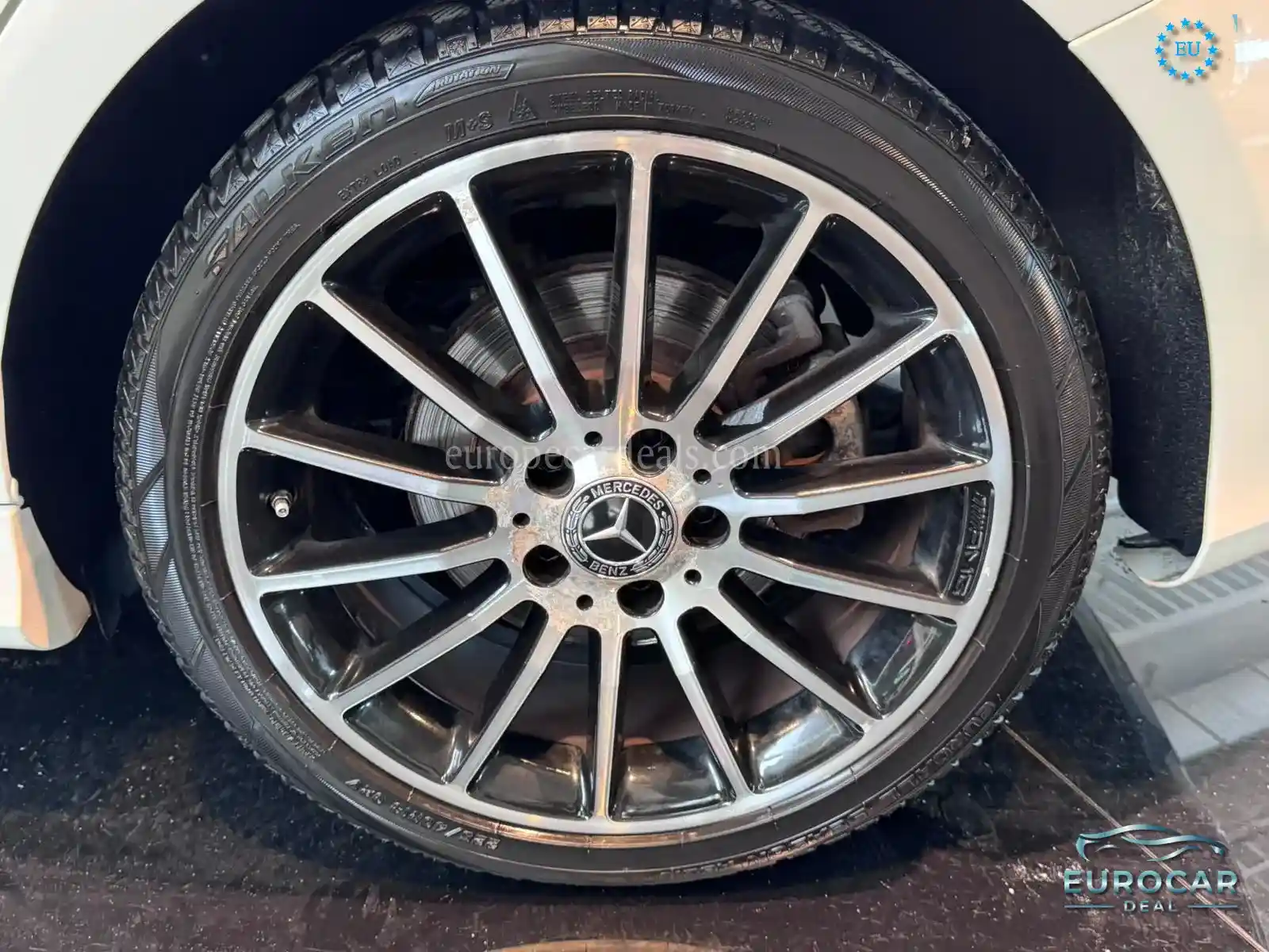 Mercedes-Benz B 220