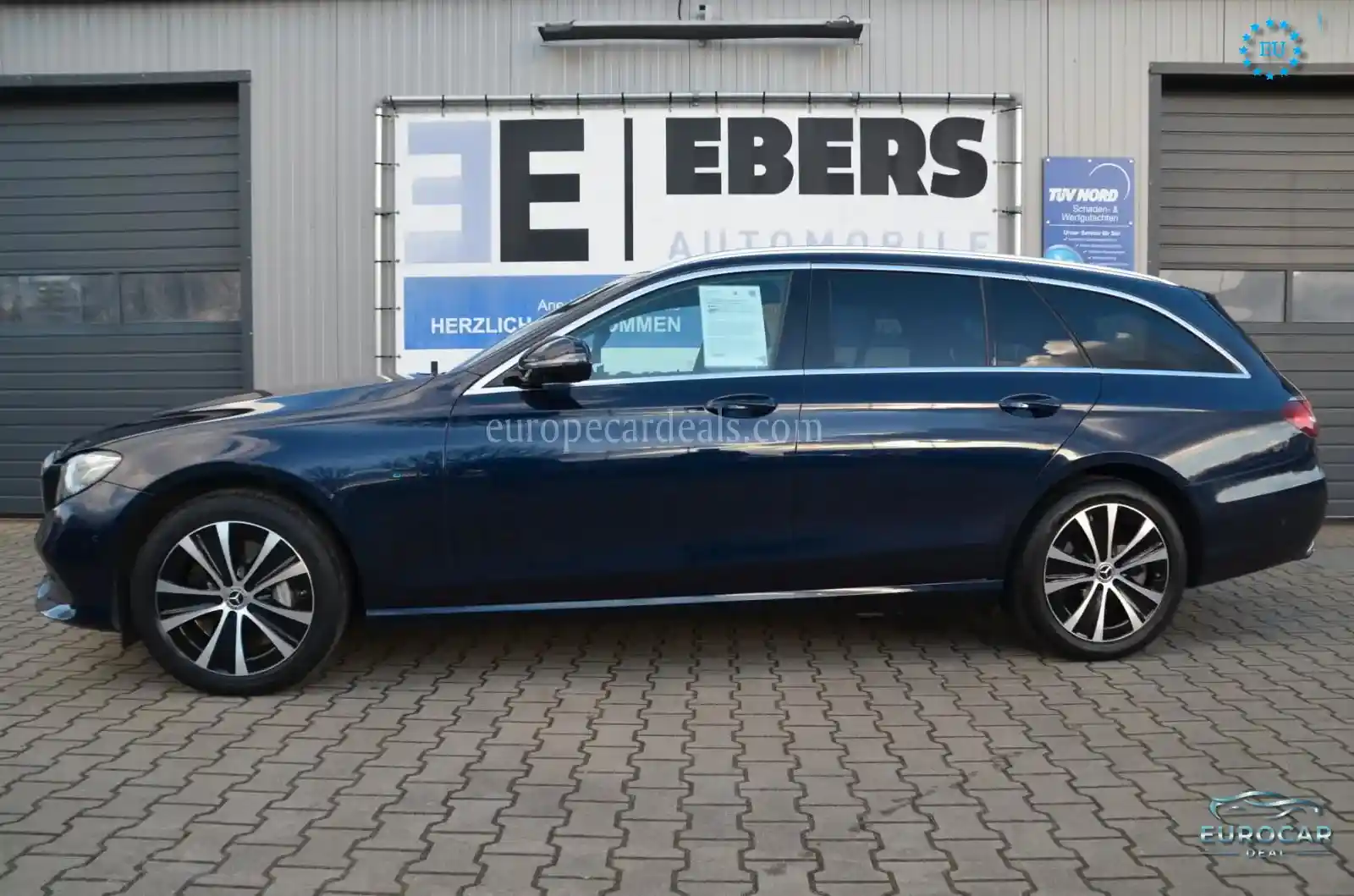 Mercedes-Benz E 300