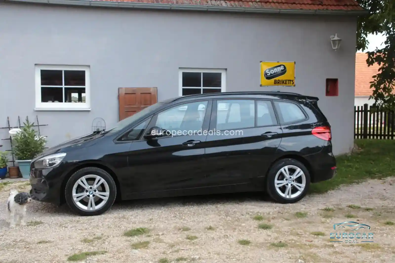 BMW 216