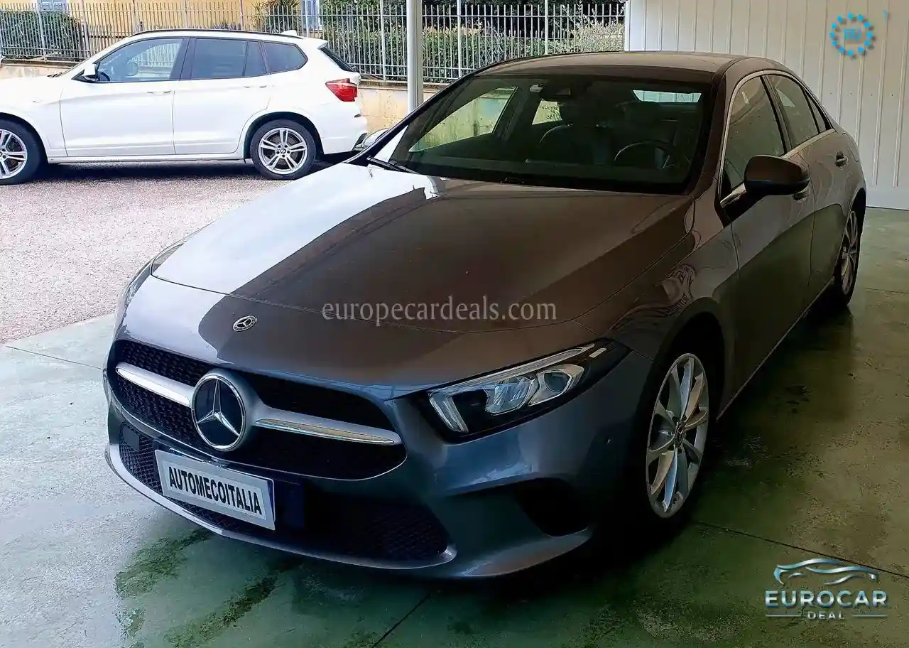 Mercedes-Benz A 180