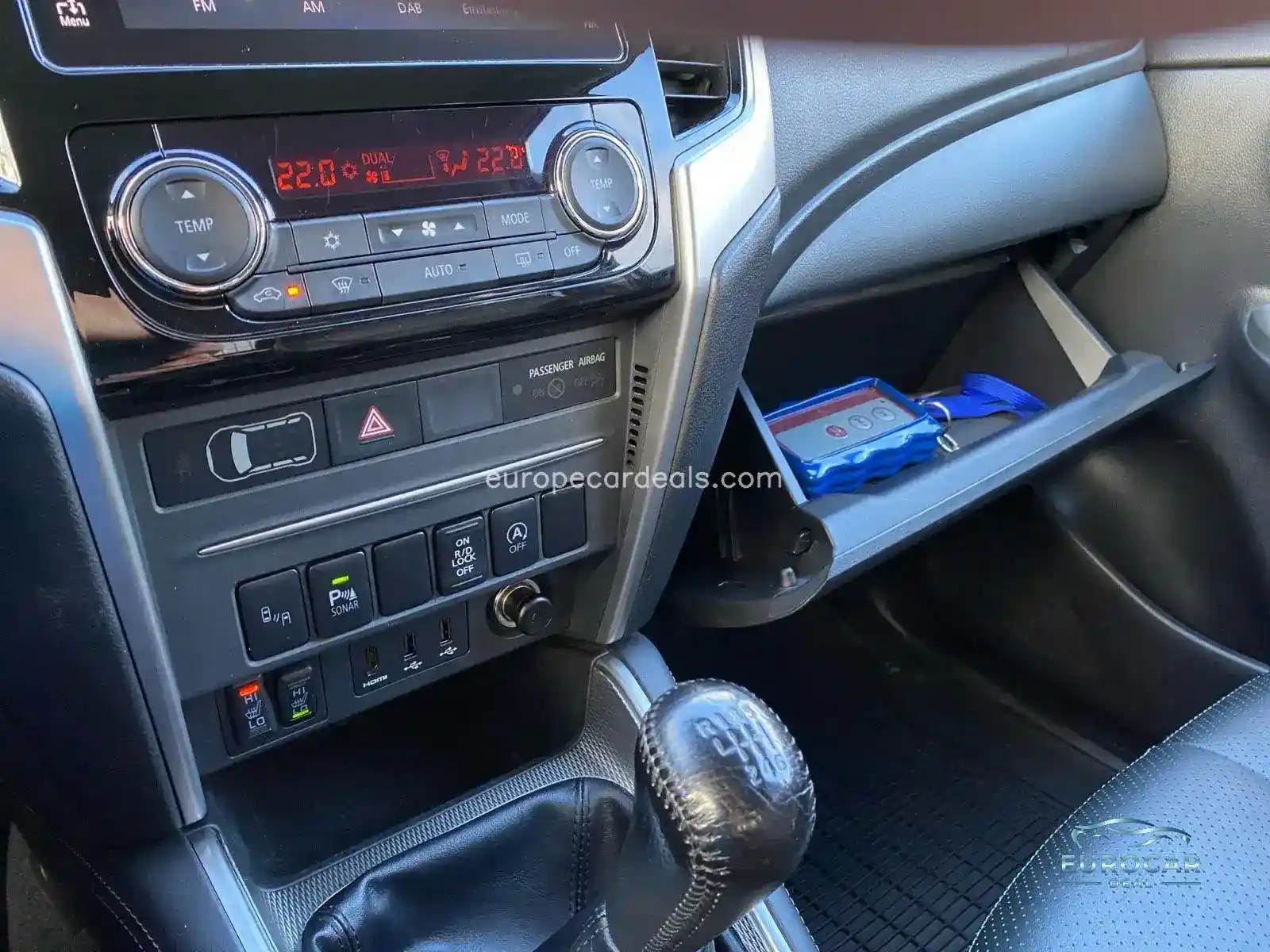 Mitsubishi L200