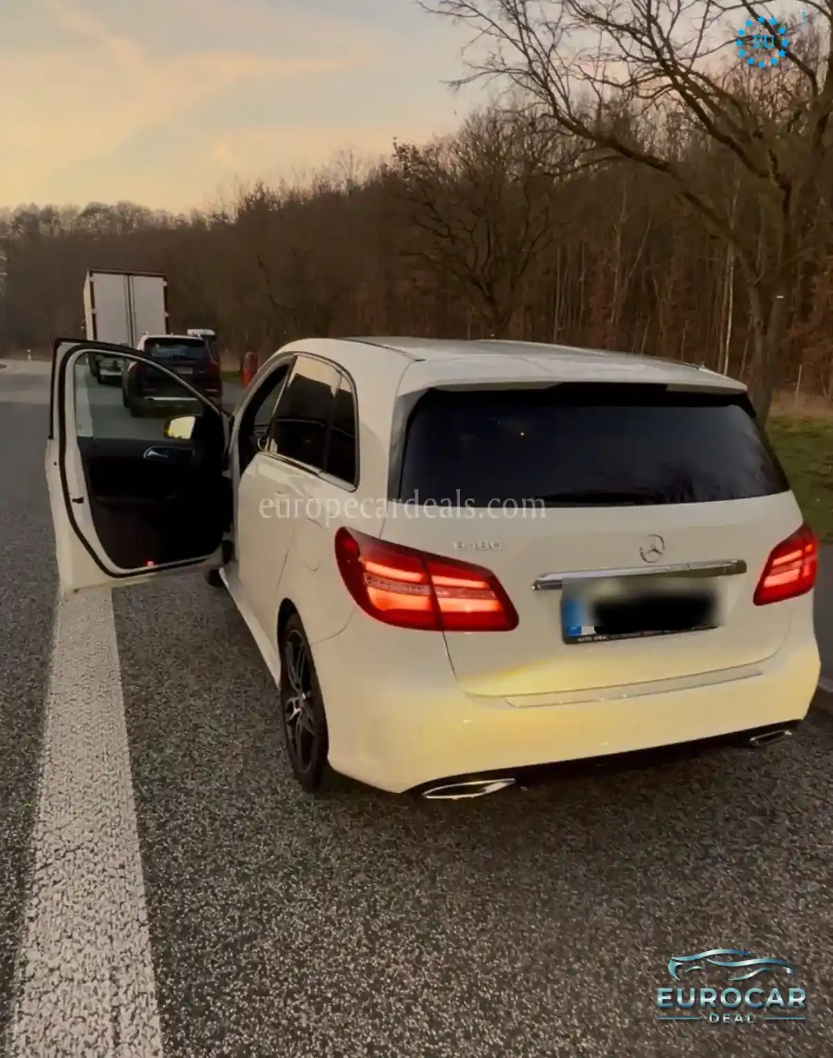 Mercedes-Benz B 180