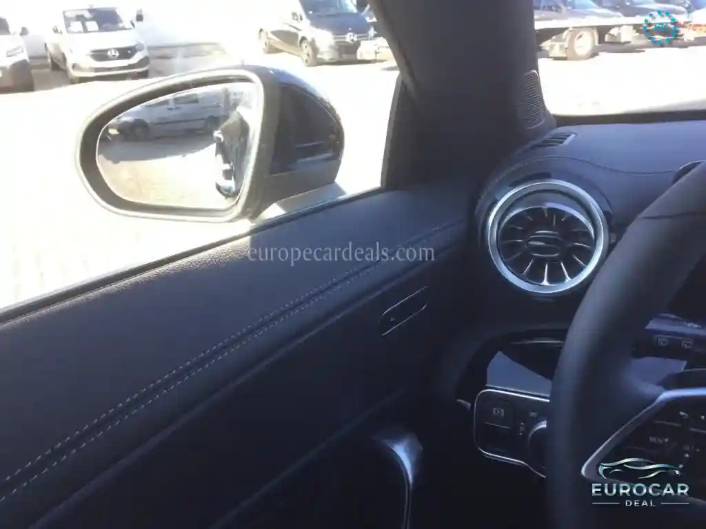 Mercedes-Benz CLA 200 Shooting Brake