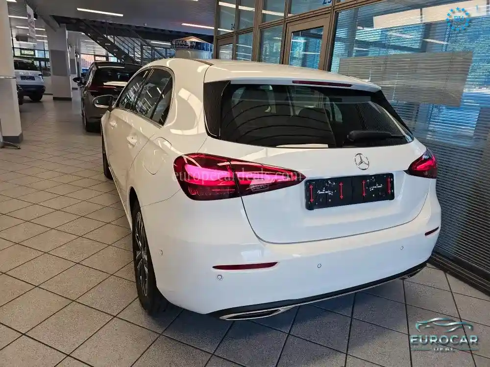 Mercedes-Benz A 200