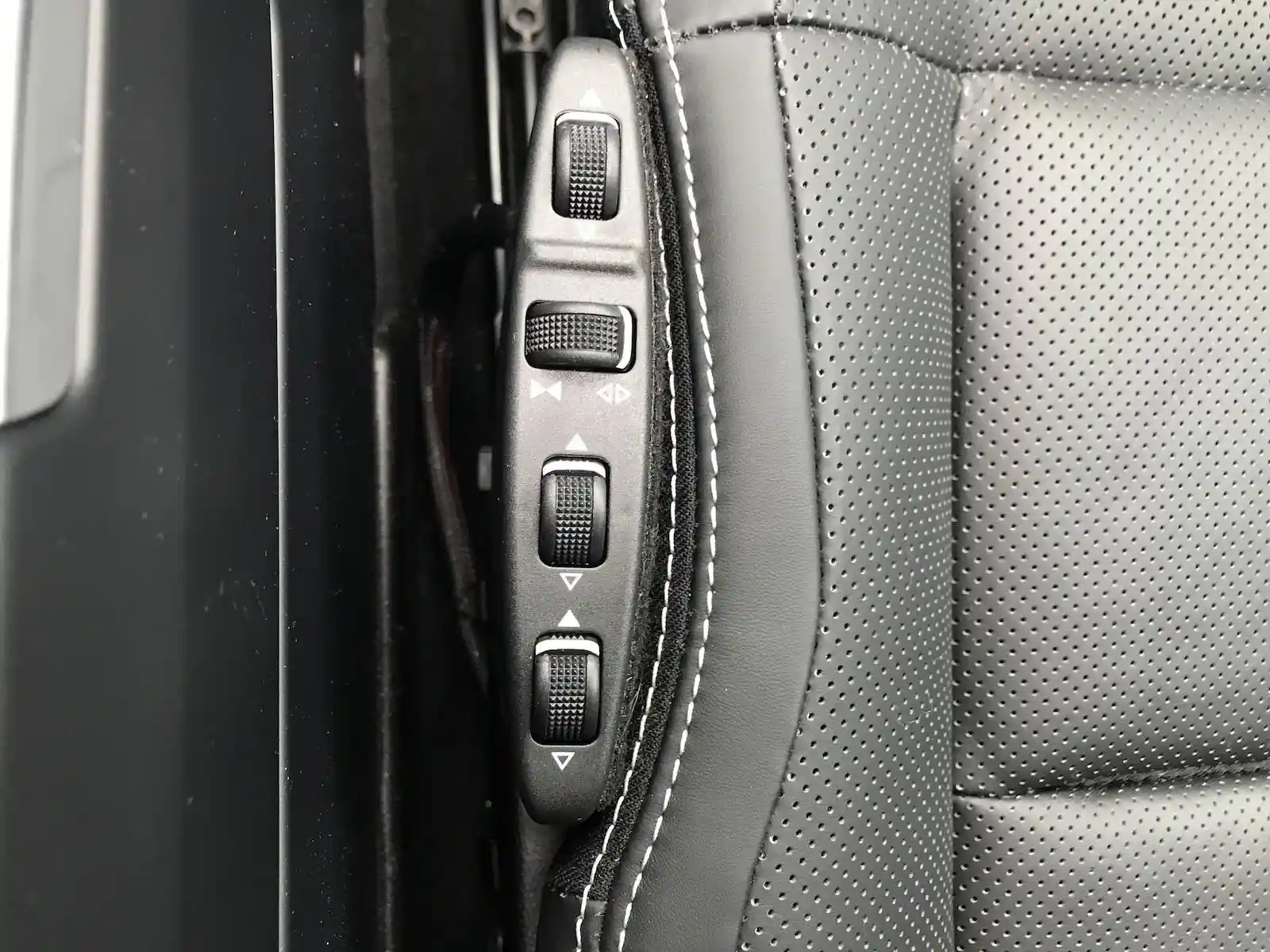 Mercedes-Benz G 500