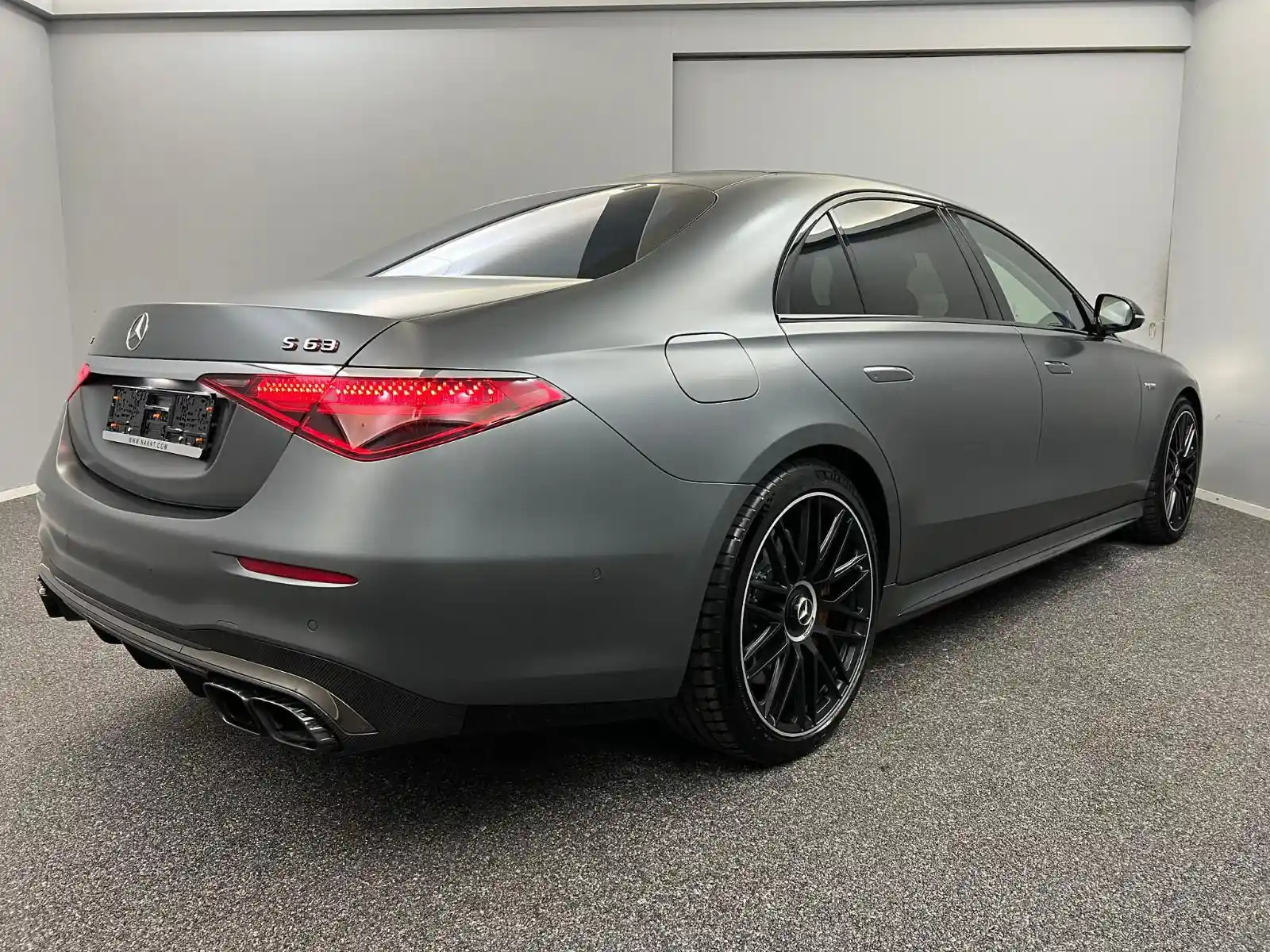 Mercedes-Benz S 63 AMG