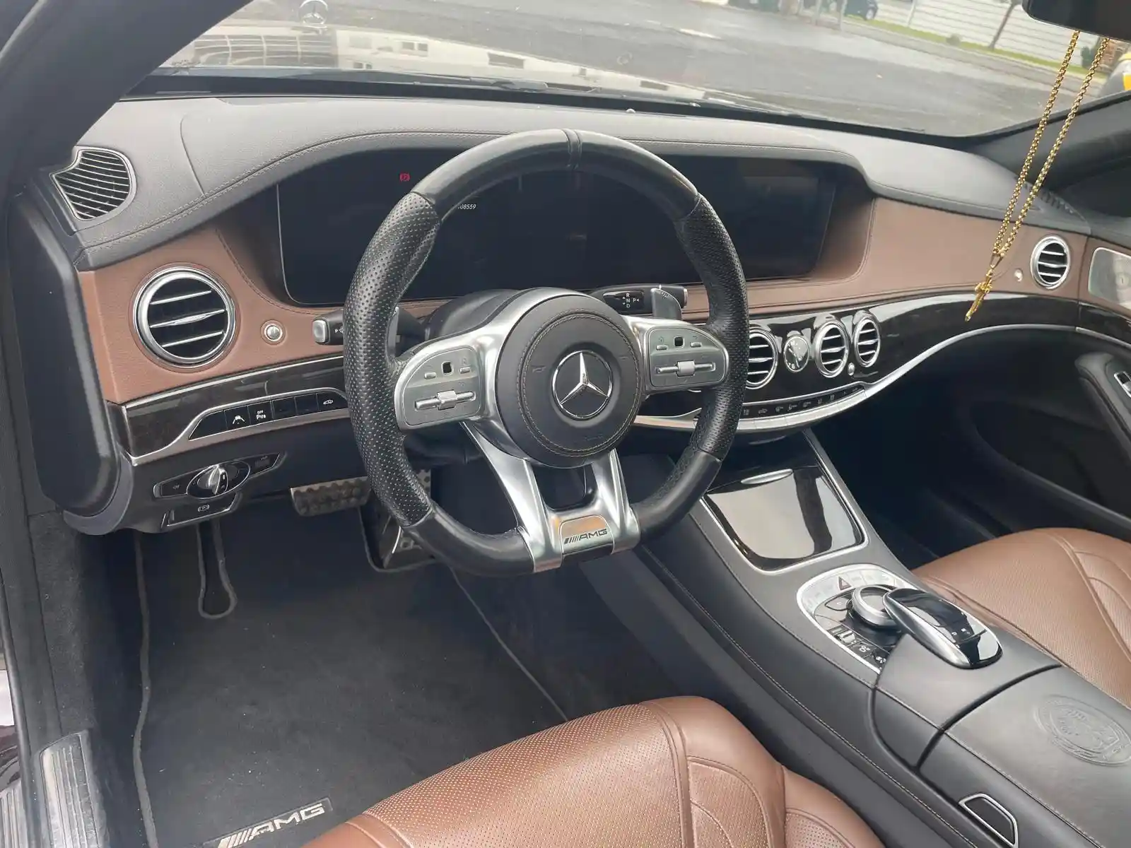 Mercedes-Benz S 63 AMG