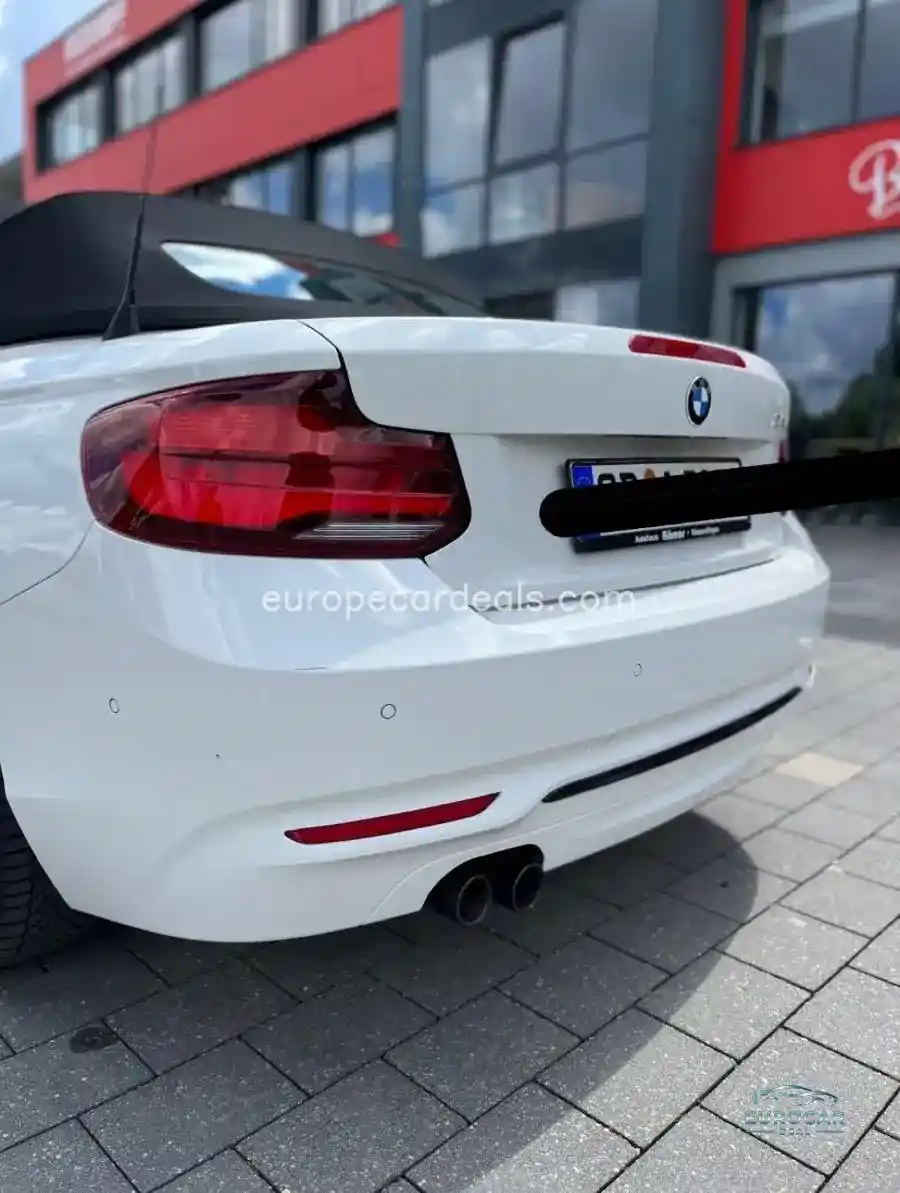 BMW 218