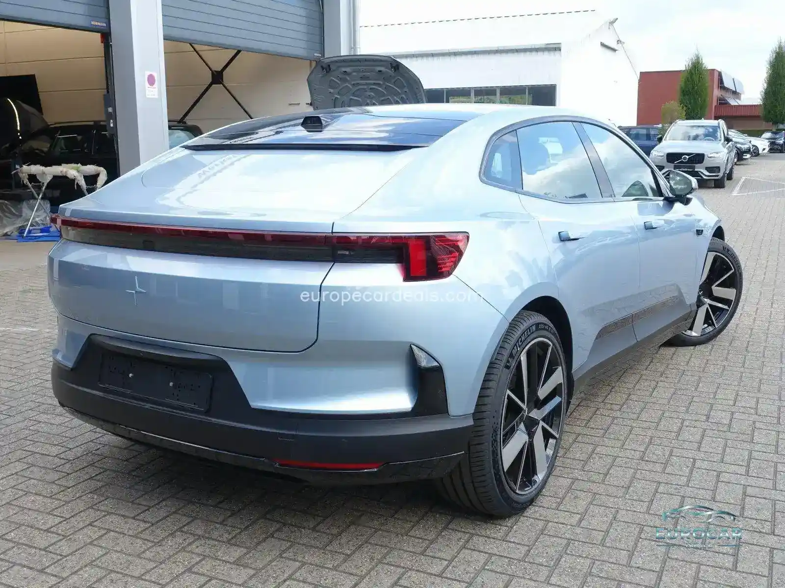 Polestar 4