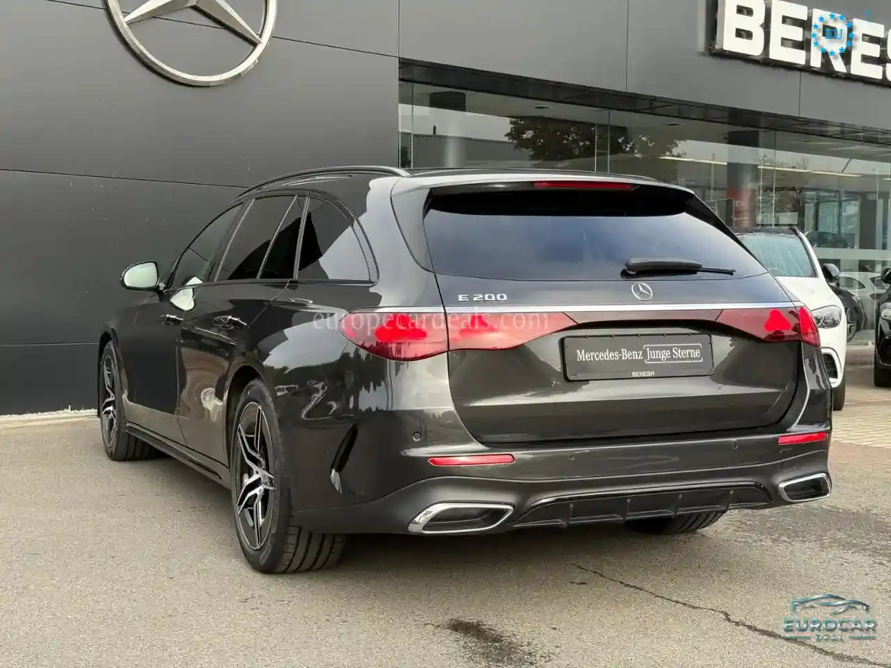 Mercedes-Benz E 200