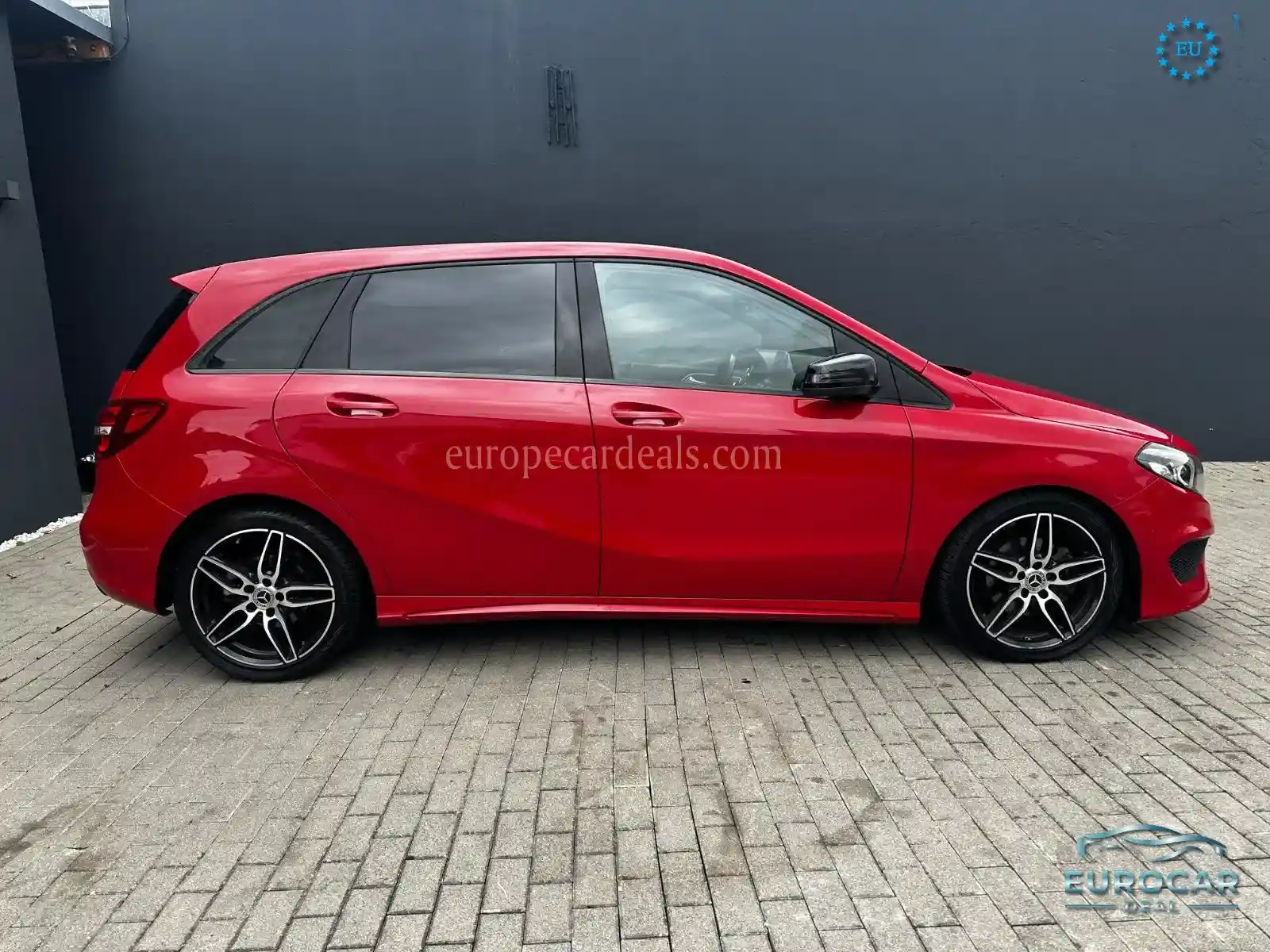 Mercedes-Benz B 200