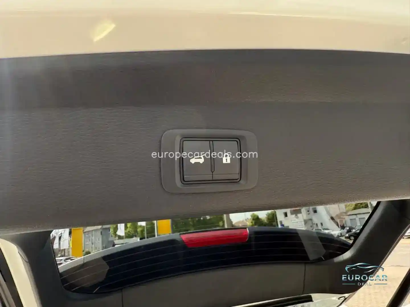 Mitsubishi Plug-in Hybrid Outlander
