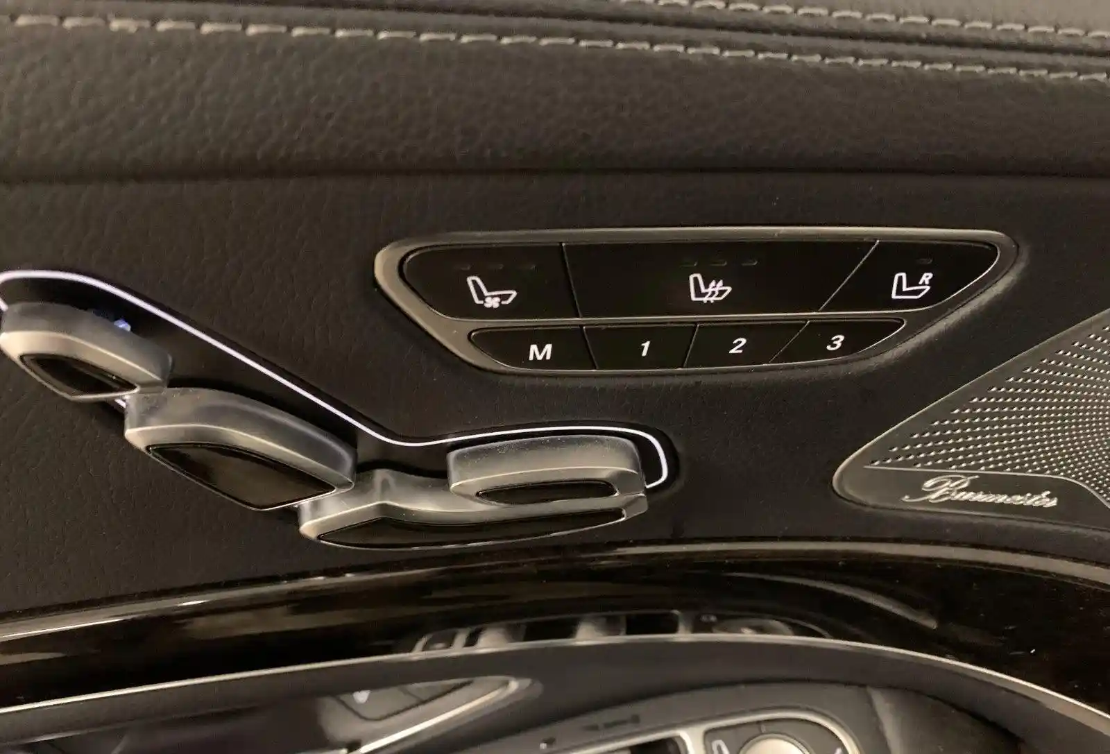 Mercedes-Benz S 560