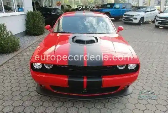 Dodge Challenger