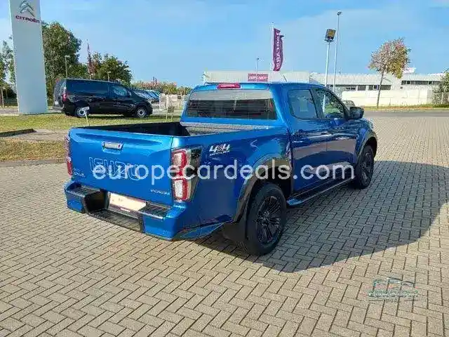 V-Cross Double Cab 1.9 4×4, LED,Apple Carp
