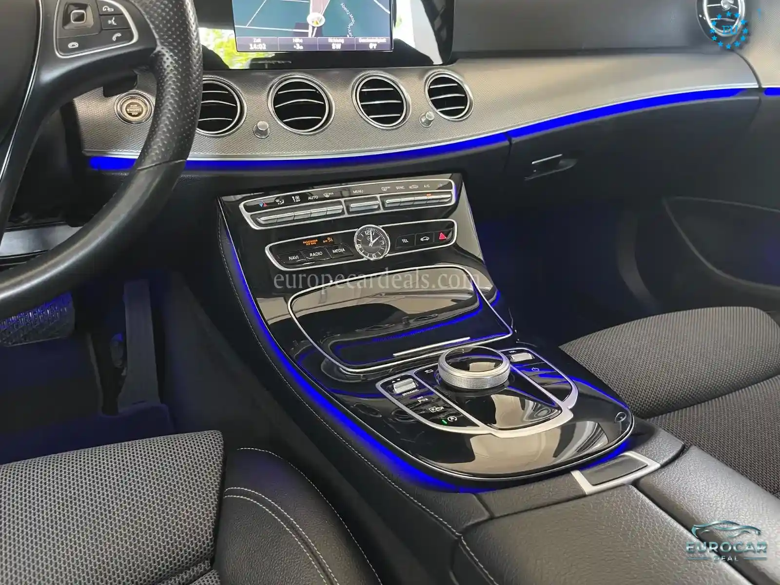 Mercedes-Benz E 200