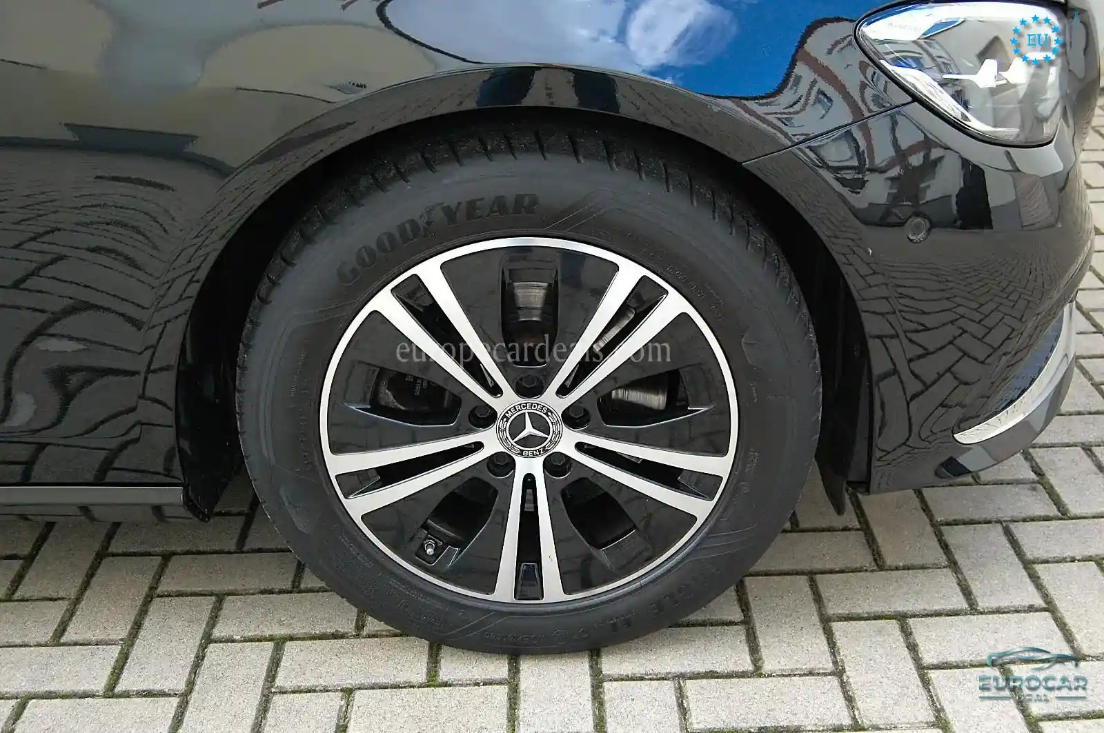 Mercedes-Benz E 200
