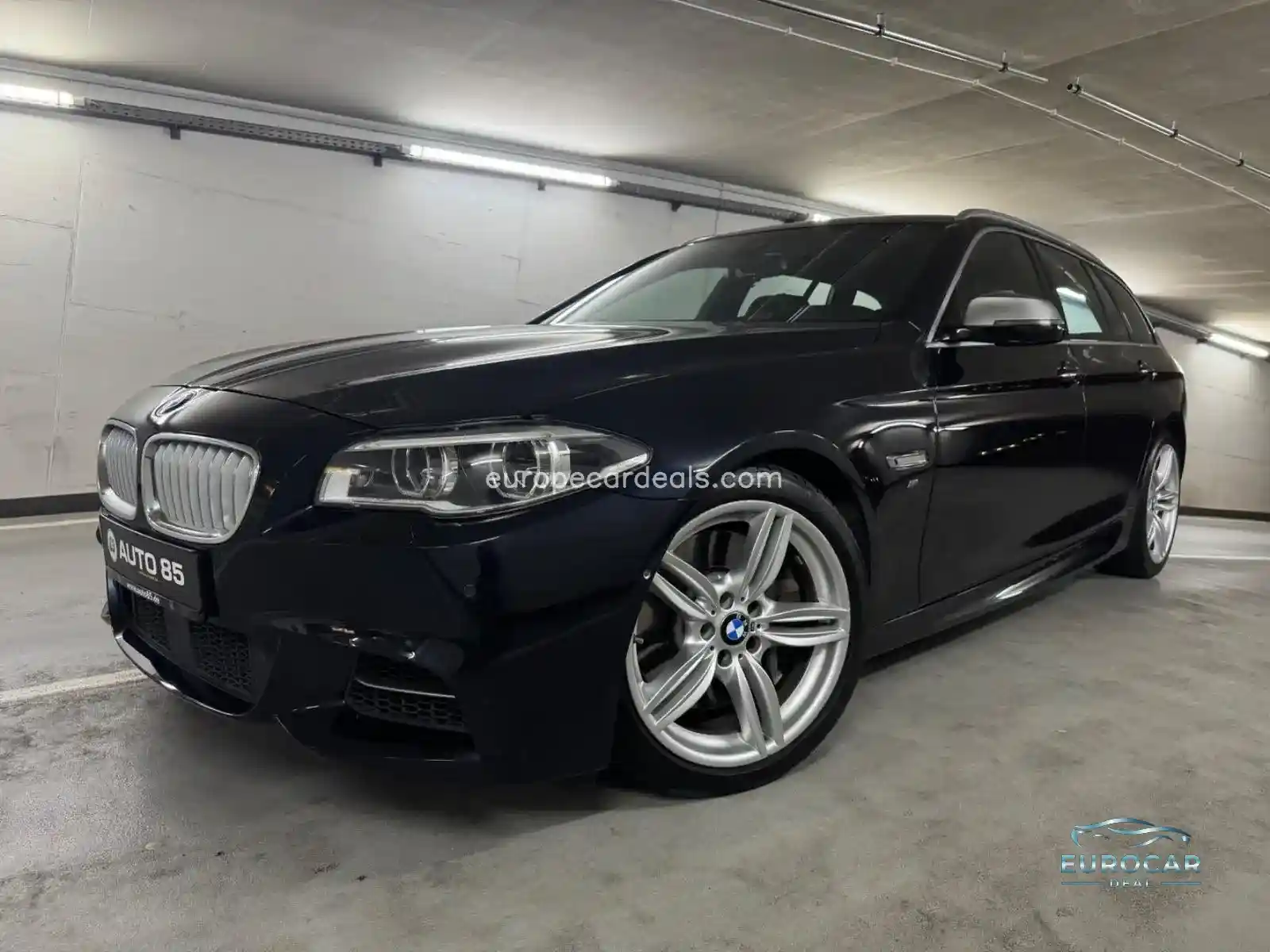 BMW M550