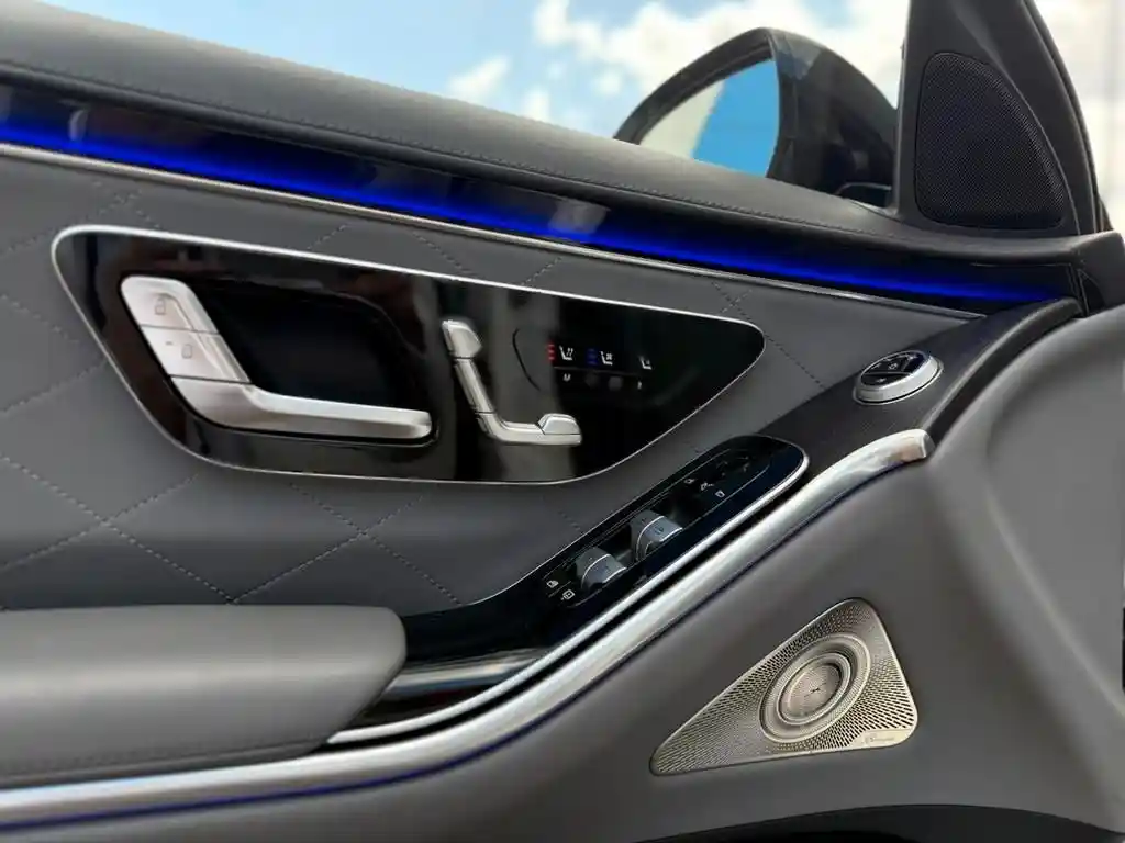 Mercedes-Benz S 500