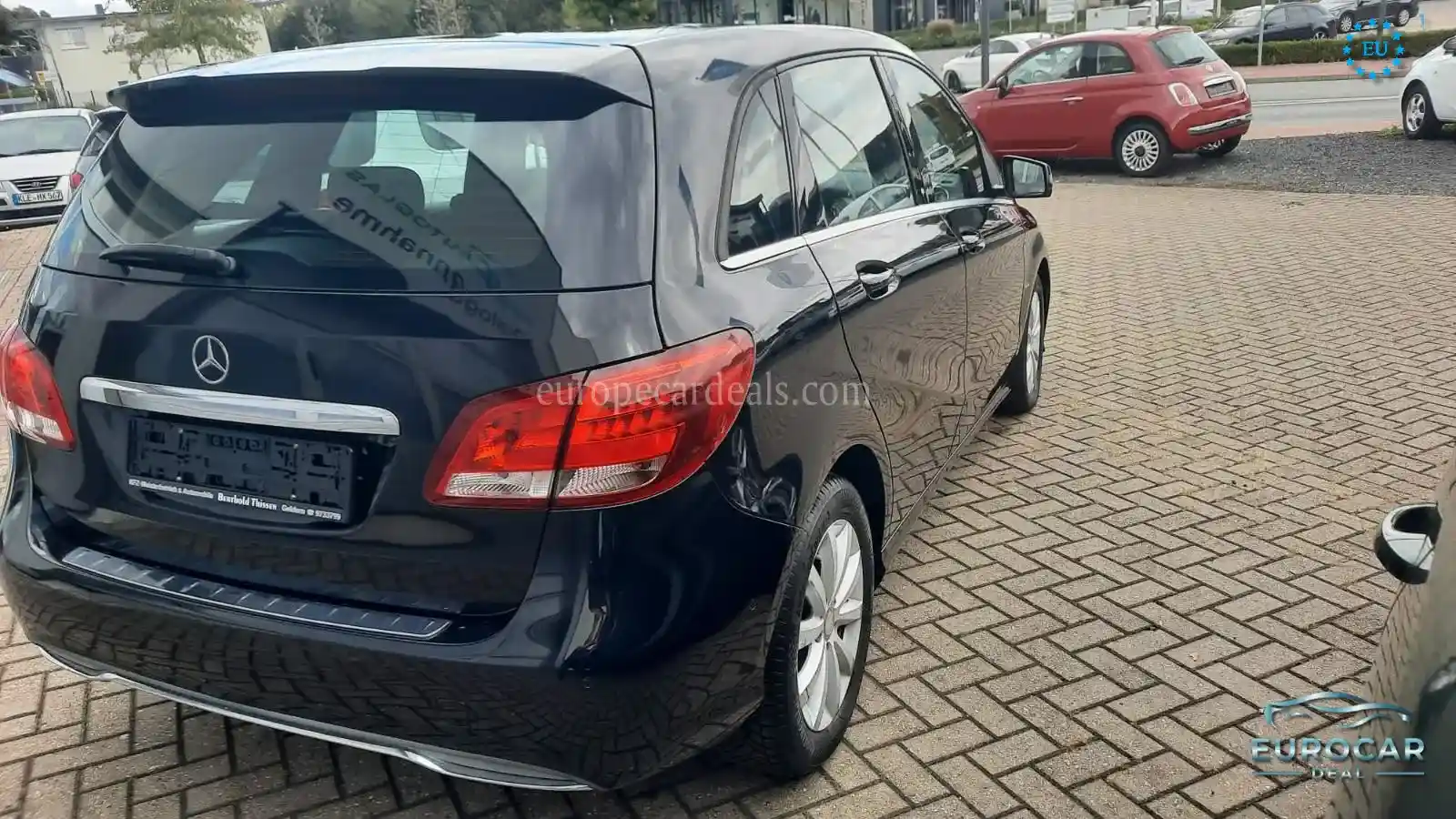 Mercedes-Benz B 180