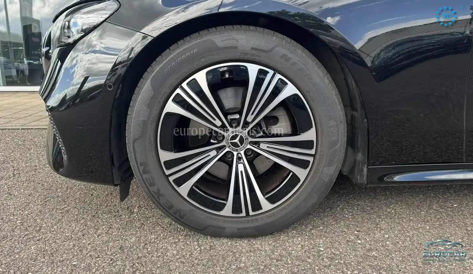 Mercedes-Benz E 220