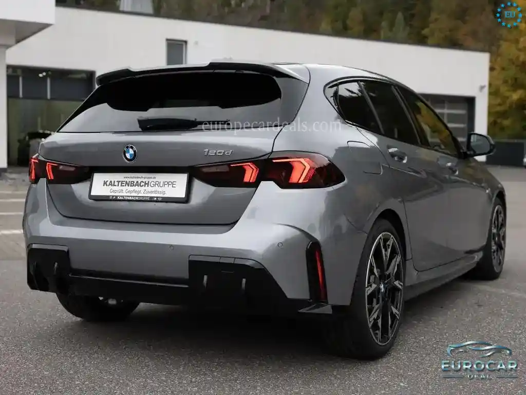 BMW 120