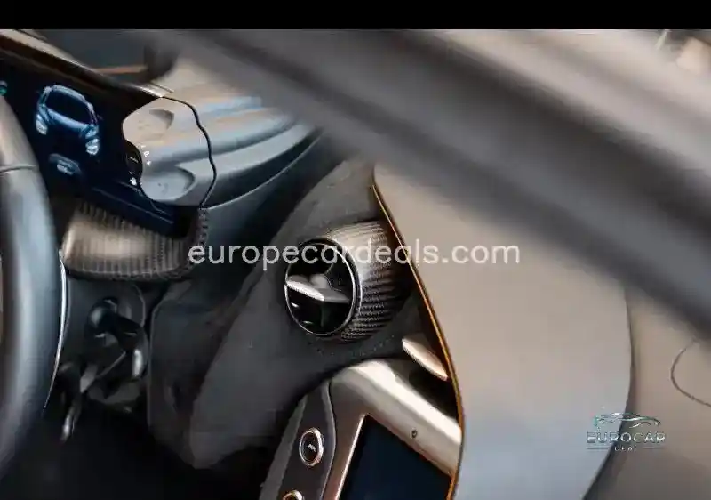 McLaren 750S