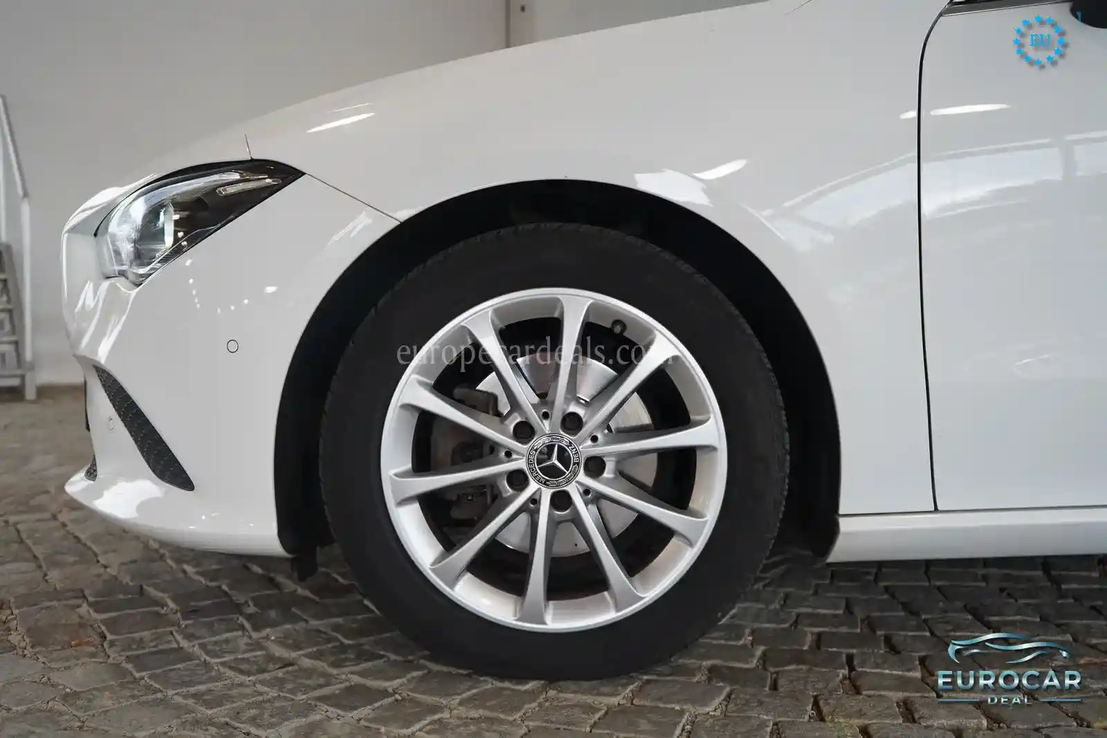 Mercedes-Benz CLA 180