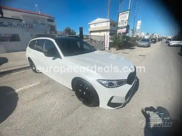 BMW 330