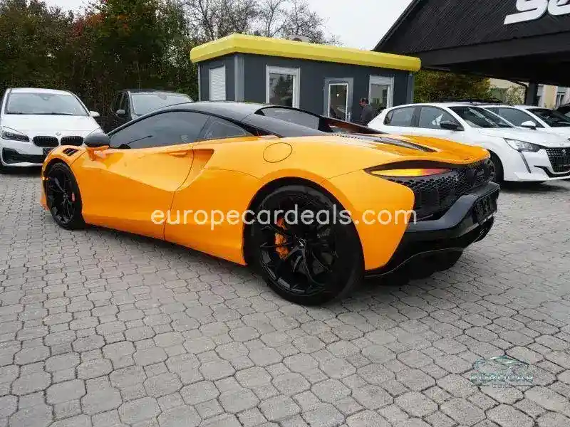 McLaren Artura