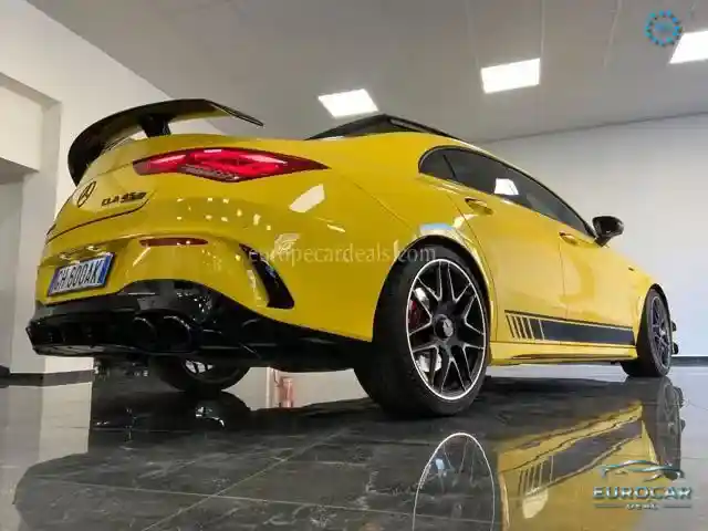 Mercedes-Benz CLA 45 AMG