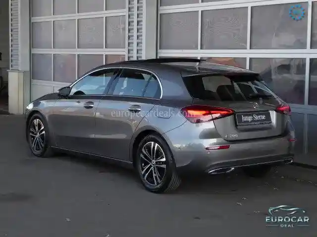 Mercedes-Benz A 200