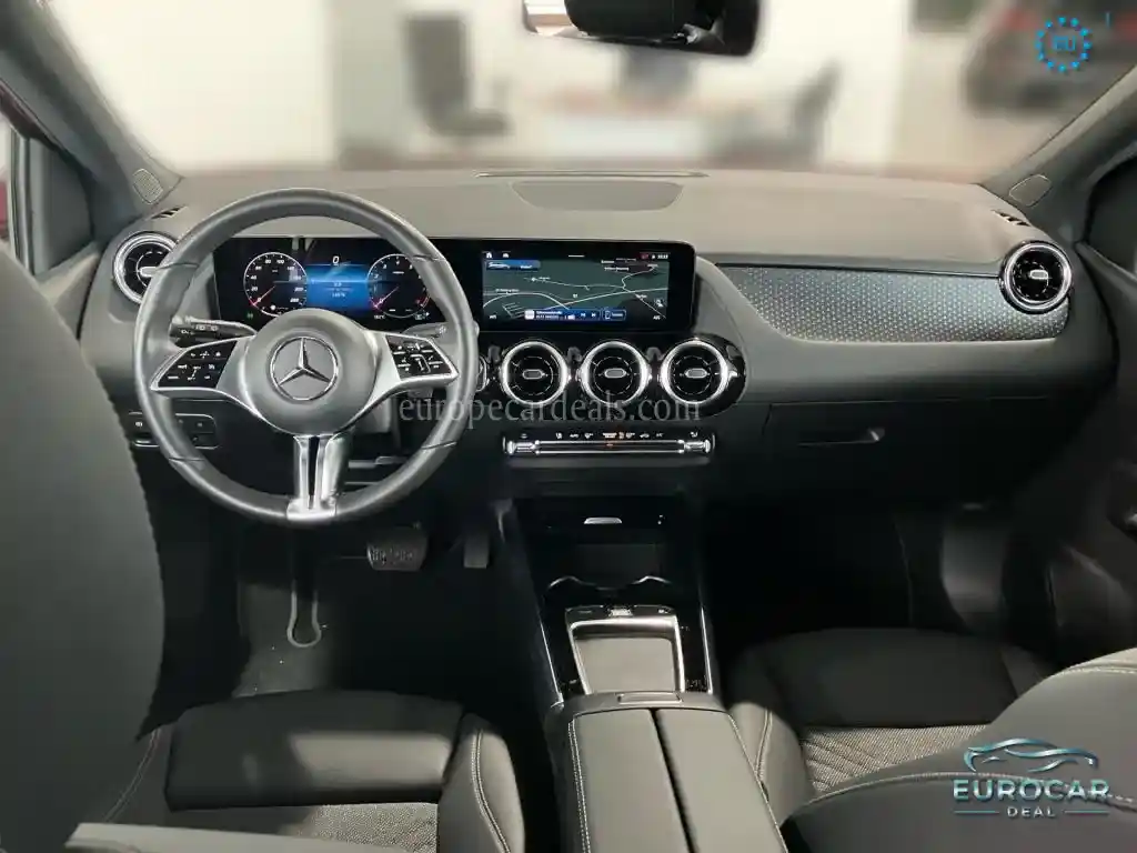 Mercedes-Benz B 220