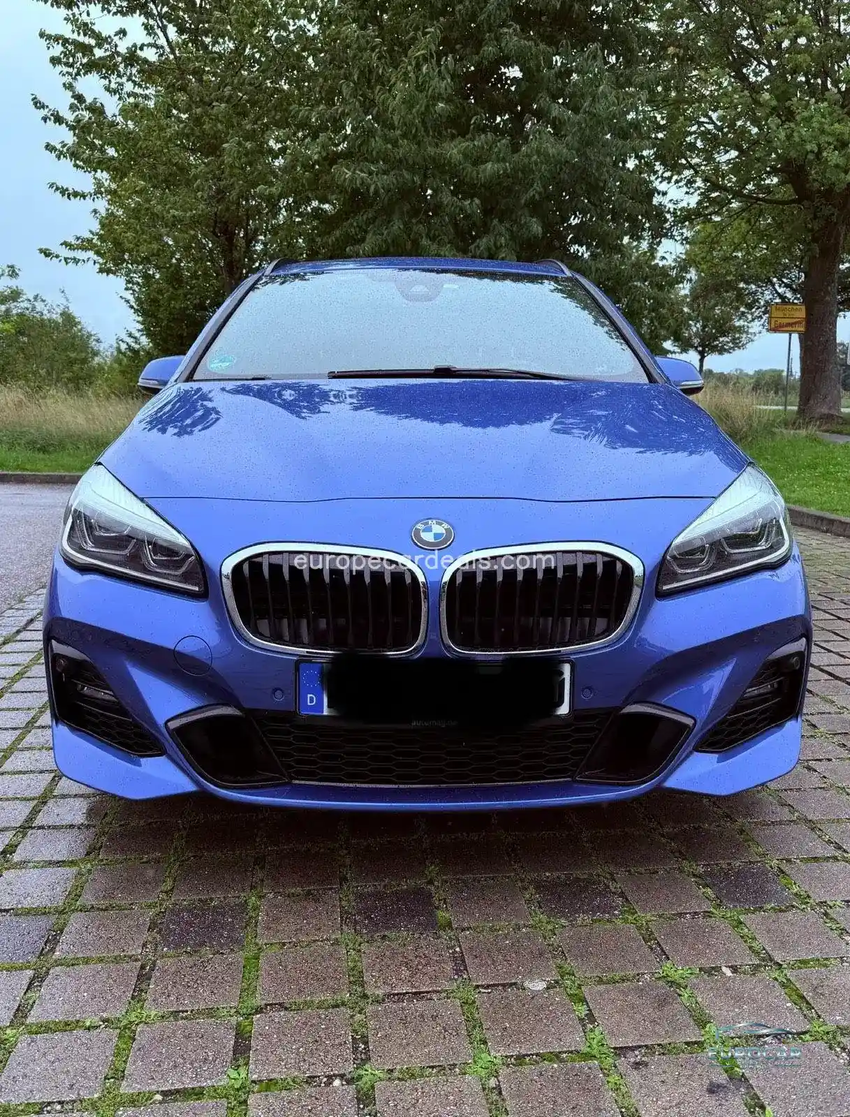 BMW 220