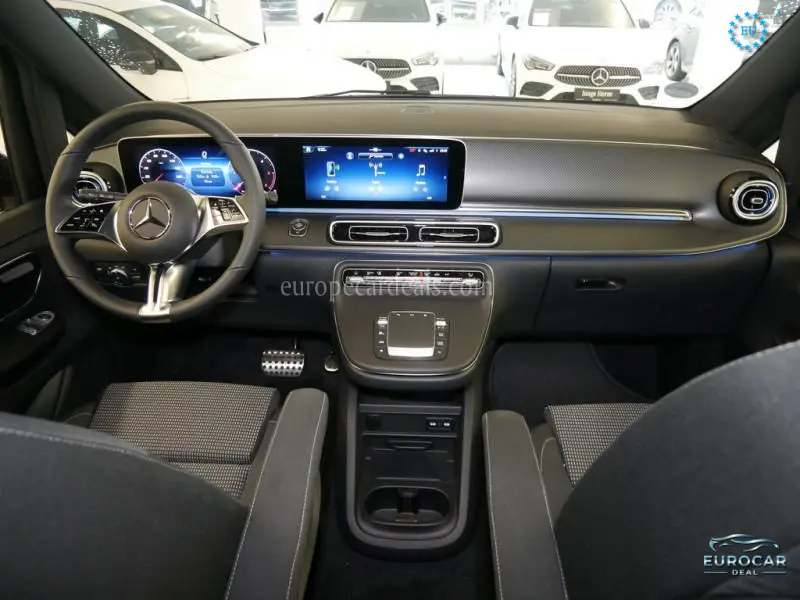Mercedes-Benz V 220