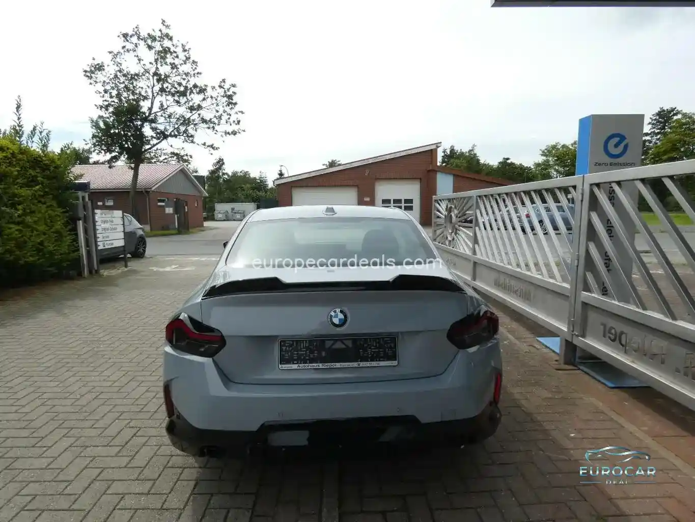 BMW 230