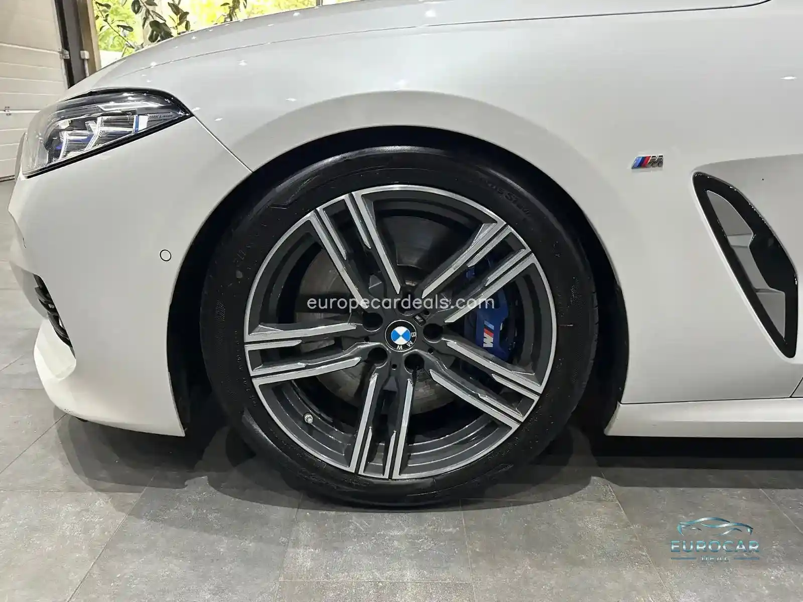 BMW M850