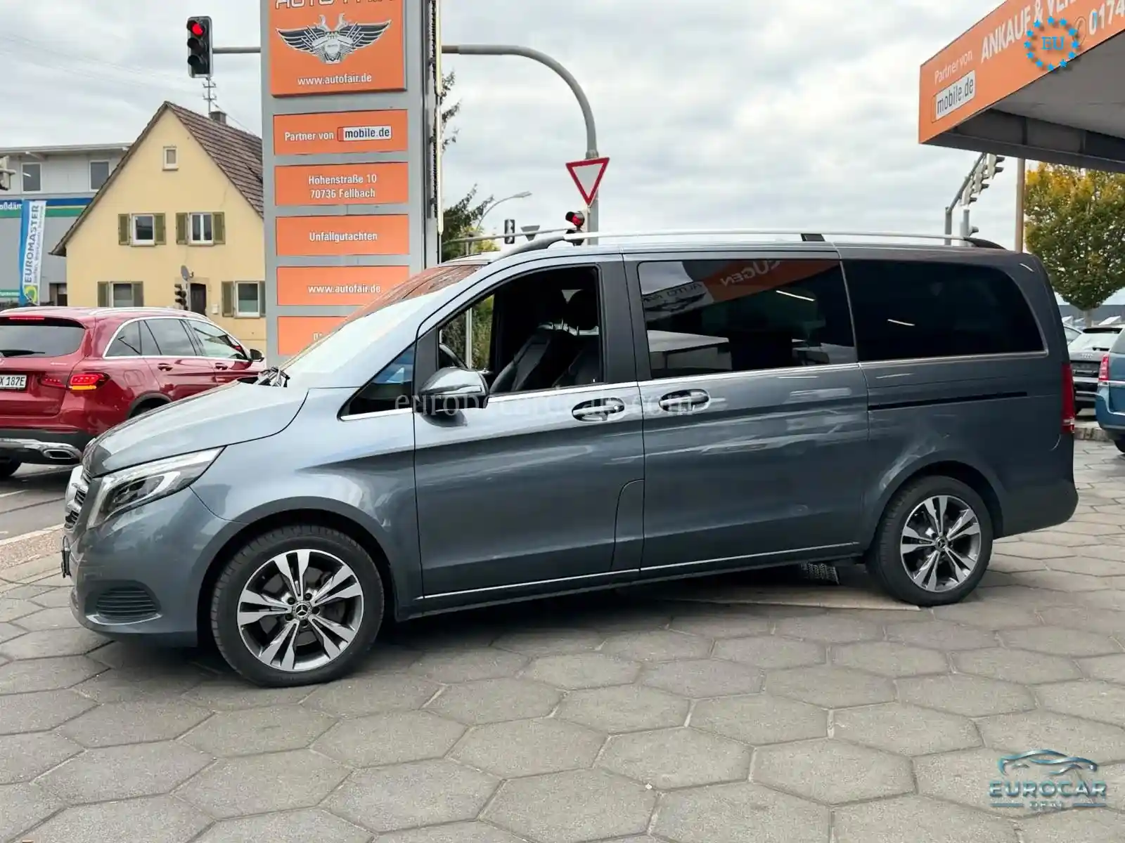 Mercedes-Benz V 250