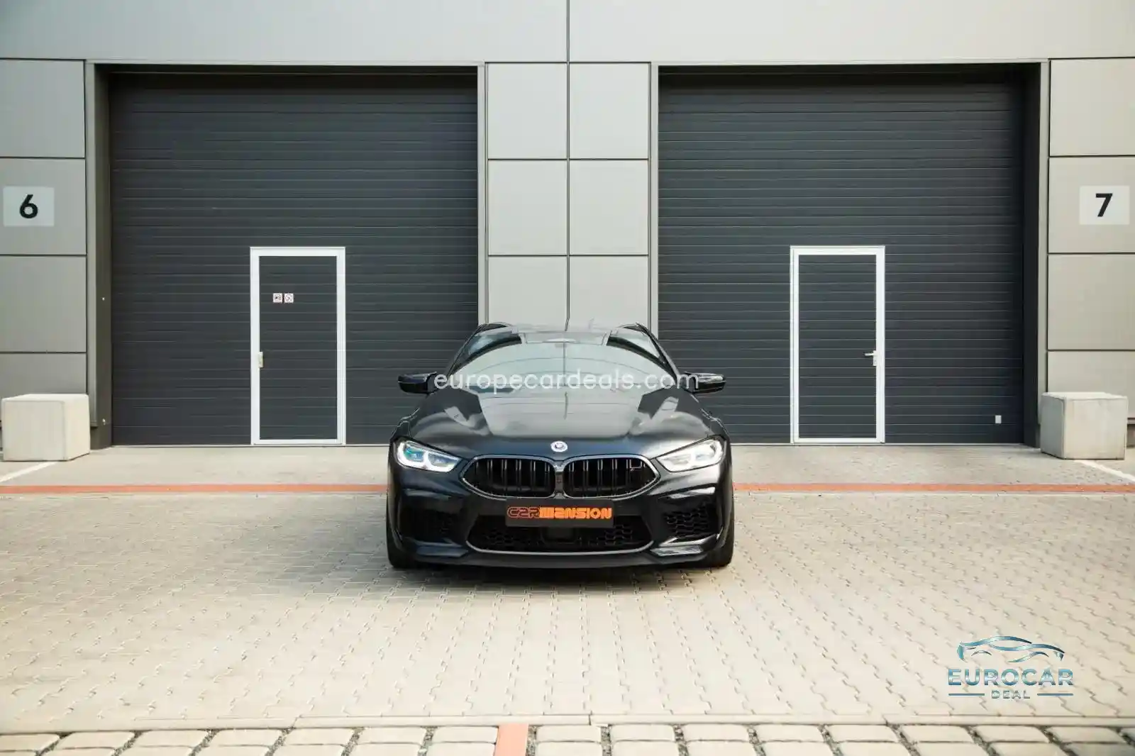 BMW M8