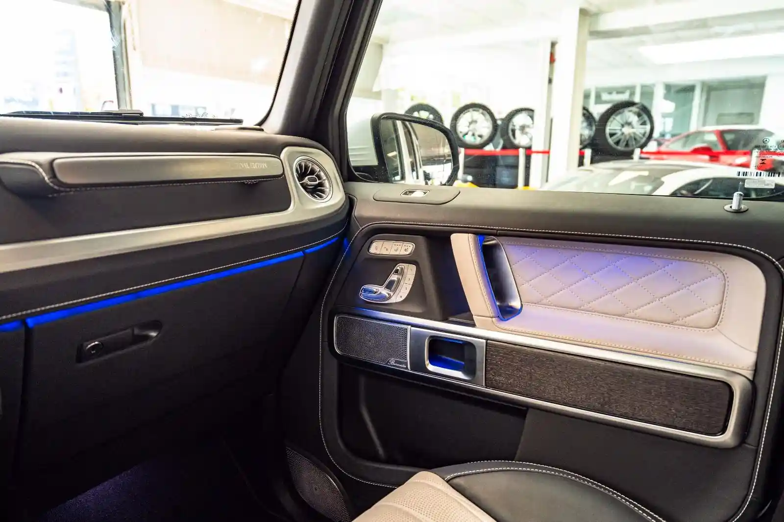 Mercedes-Benz G 500